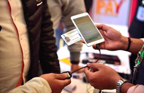 Vulnerable To Frauds, Fakes & Breaches: Why Govt Auditor Served A Warning To Aadhaar